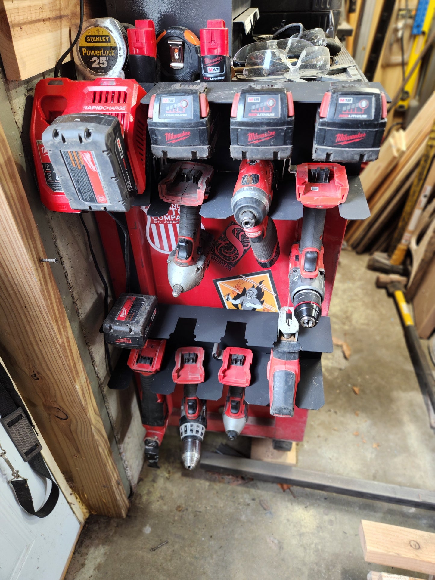 7 Tool and Battery charging Station