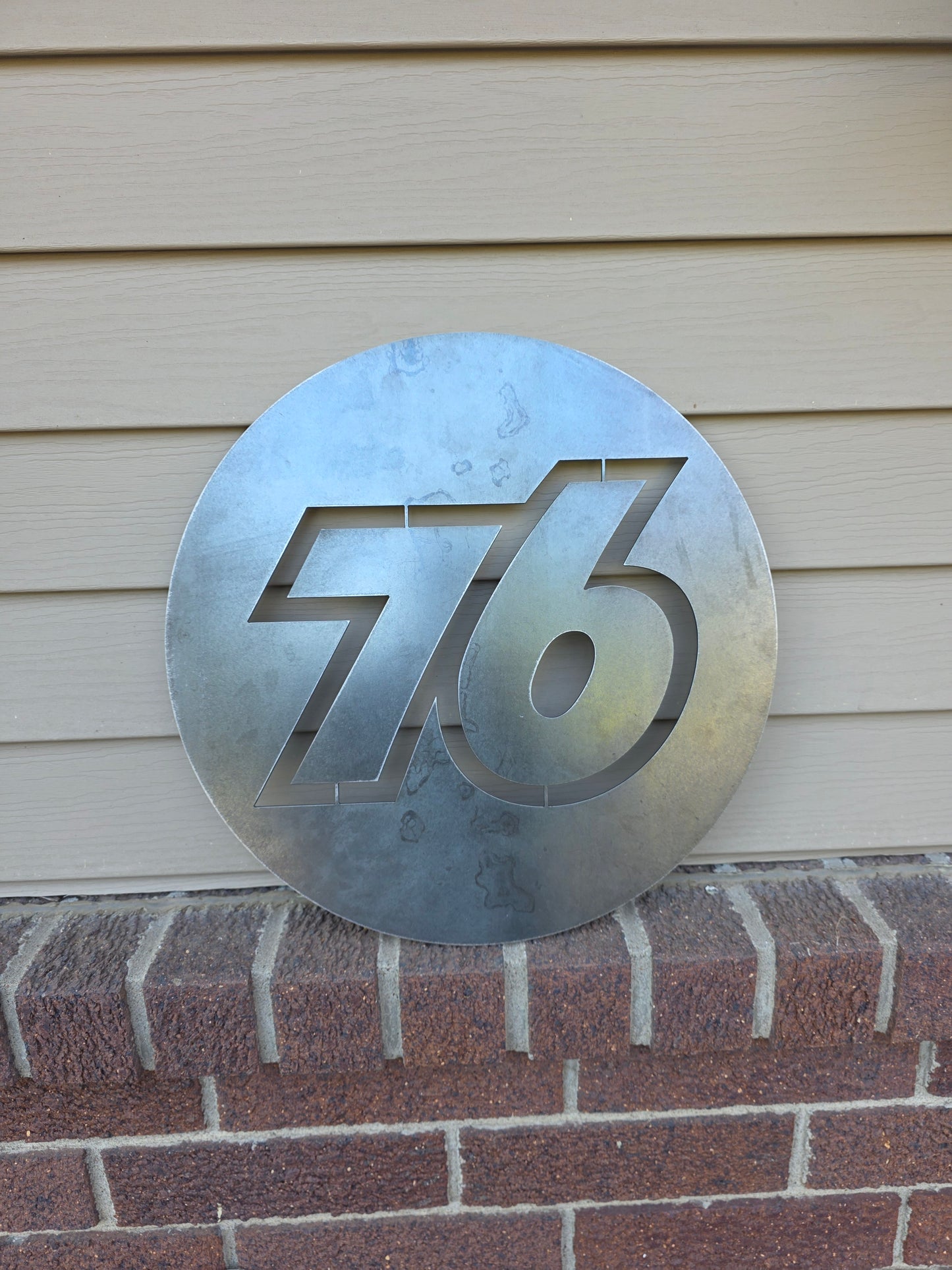 76 sign