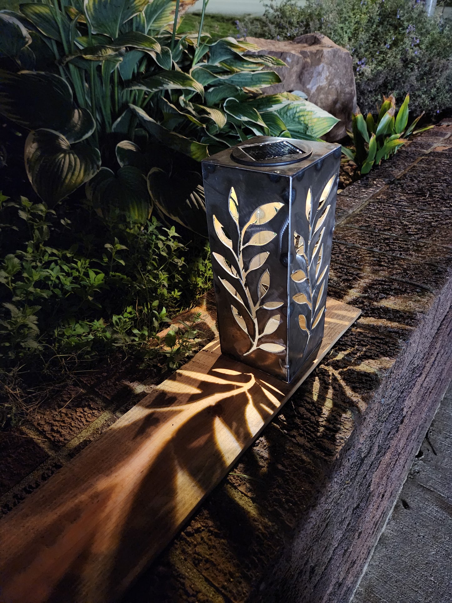 Solar Garden Light