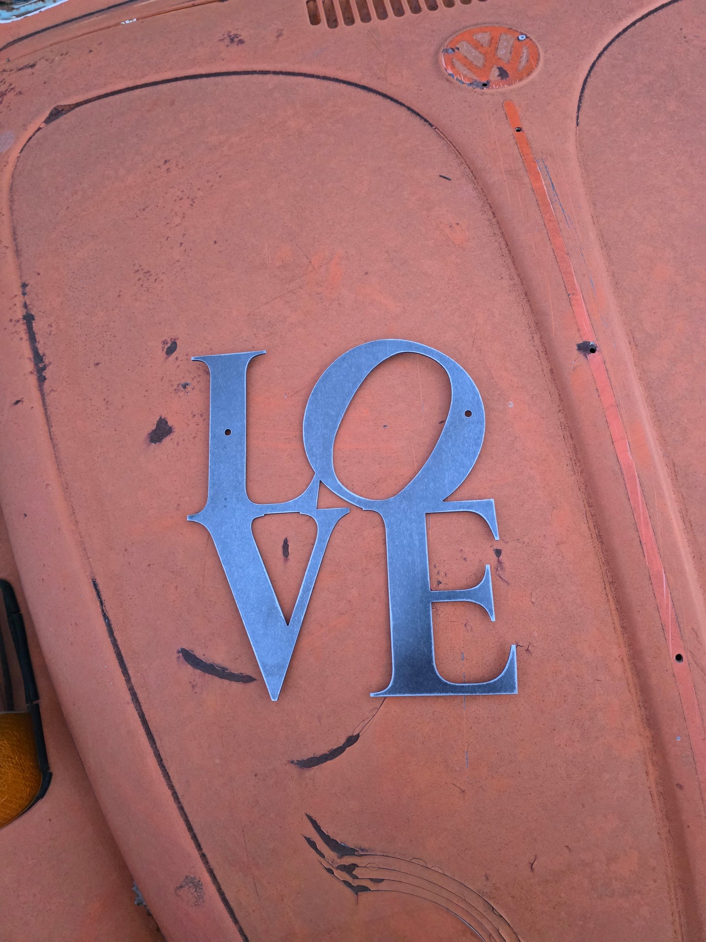 Cat Love Sign – Metal Cat Silhouette Wall Decor for Cat Lovers