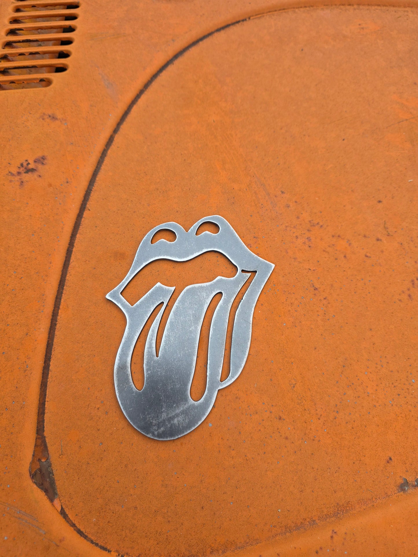 Rolling Stone style Lips Plaque