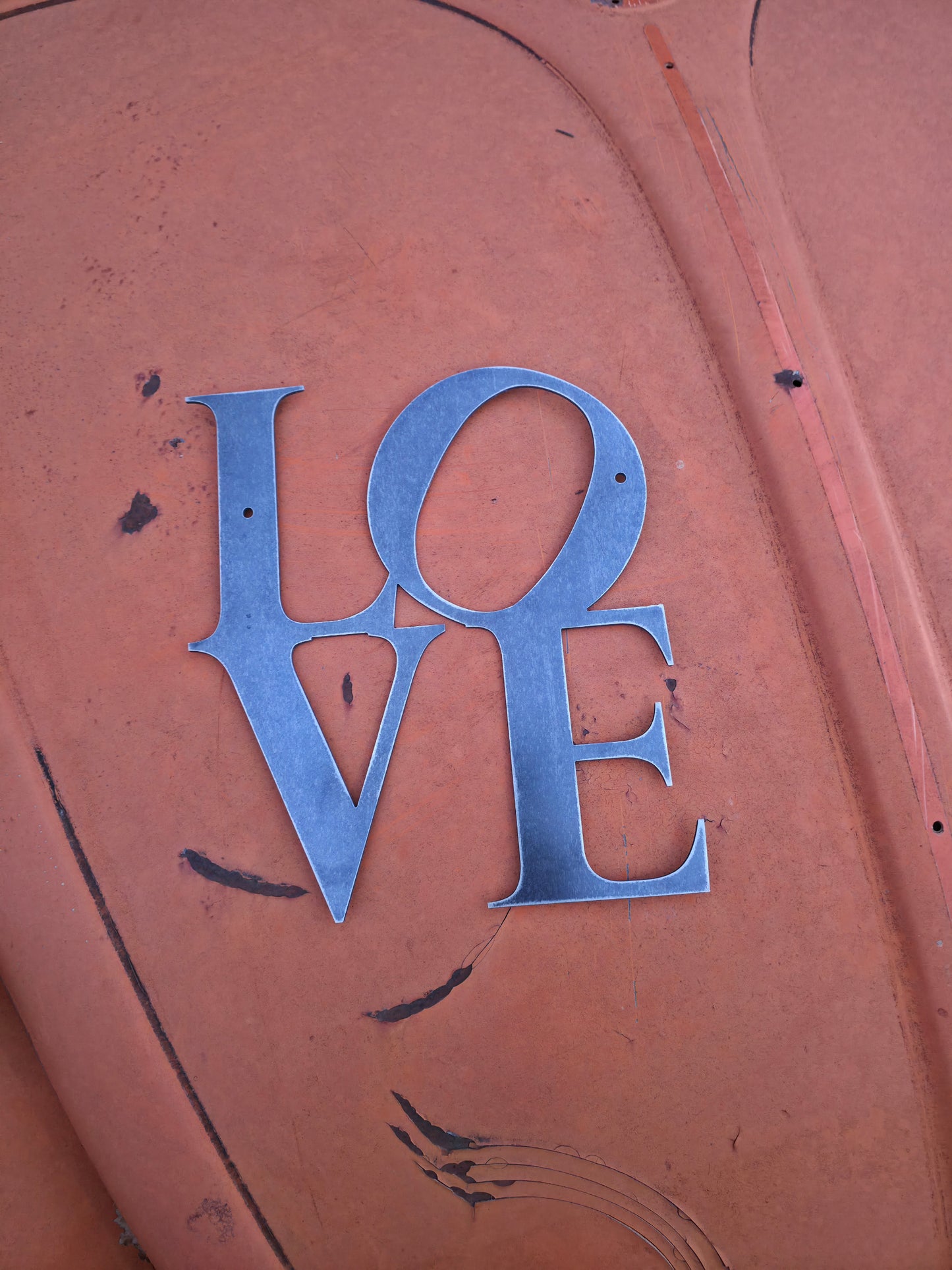 Cat Love Sign – Metal Cat Silhouette Wall Decor for Cat Lovers