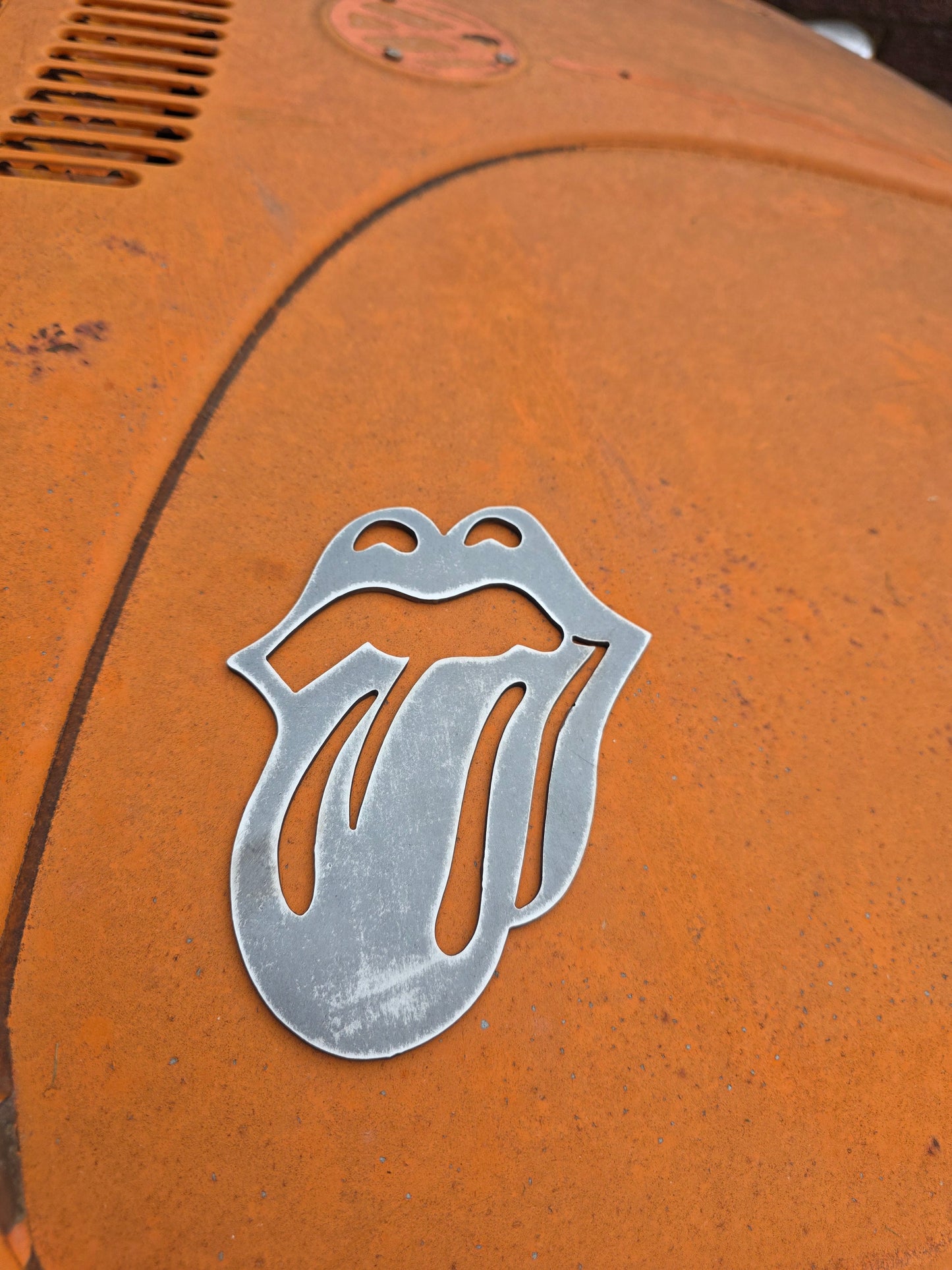 Rolling Stone style Lips Plaque